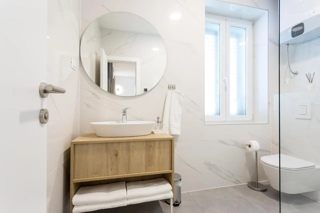 Apartment Top Floor Luxury Rooms Split