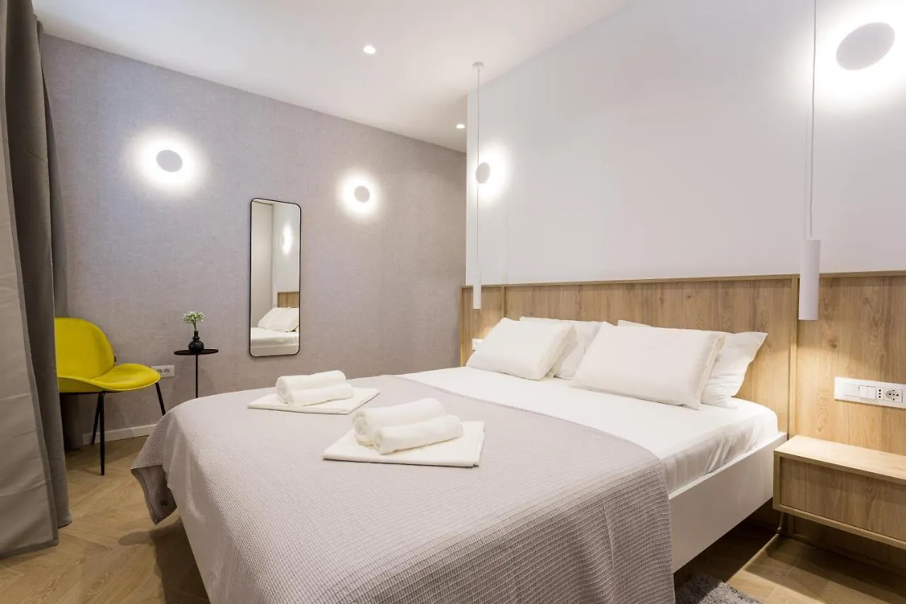 Apartment Top Floor Luxury Rooms Split