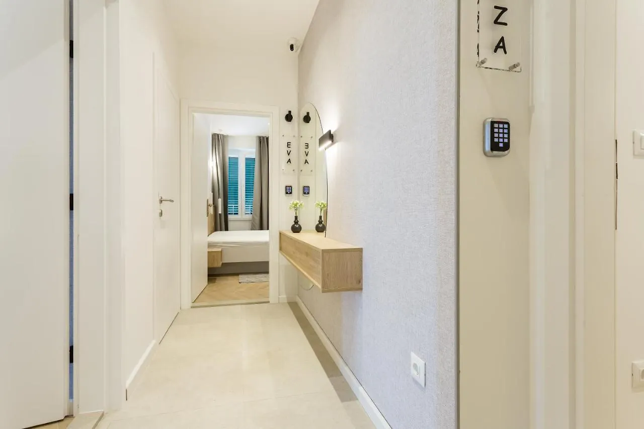 Apartment Top Floor Luxury Rooms Split